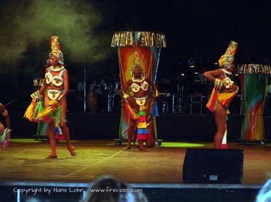 2004 Cuba, Santiago de Cuba, Tropicana, DSC01089 B_B720